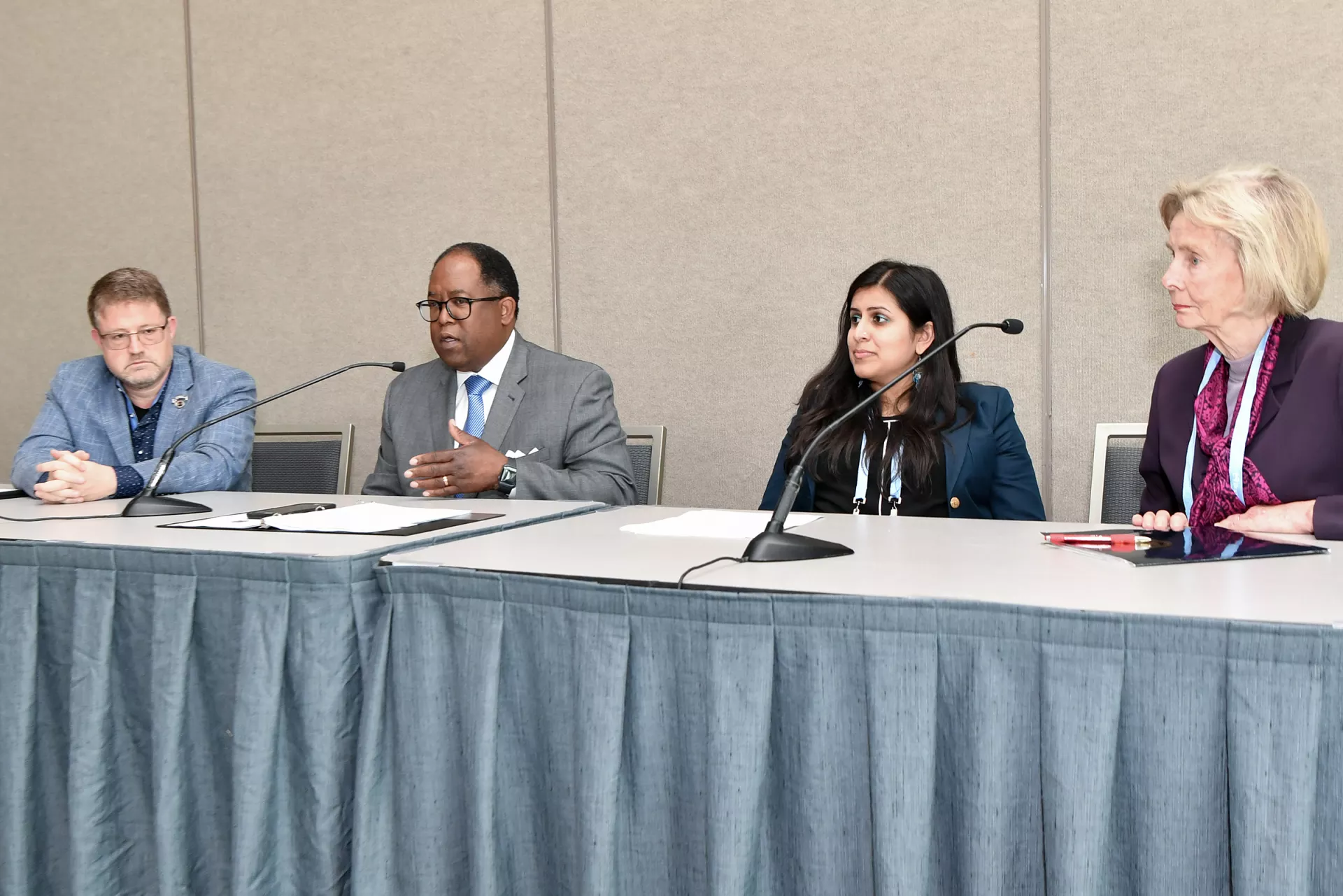 American Academy of Religion Annual Conference San Diego, CA (November 2019) Panel on Housing, Health and Equity: Government as a Site for Intersec-tional Justice. Left to right: J. Shawn Landres, PhD; Hon. Mark Ridley-Thomas, PhD; Hon. Sadat Jaffer, PhD; and Hon. Lois Capps, RN, MA (Ret.)